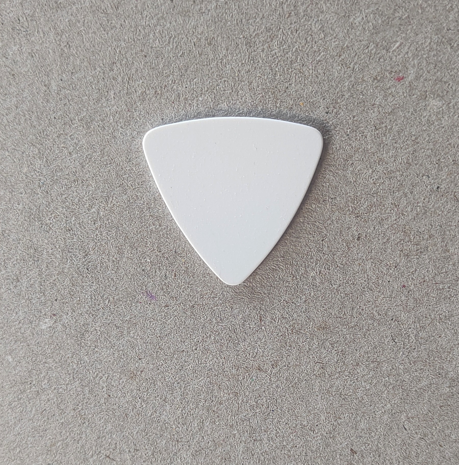 Triangle — White